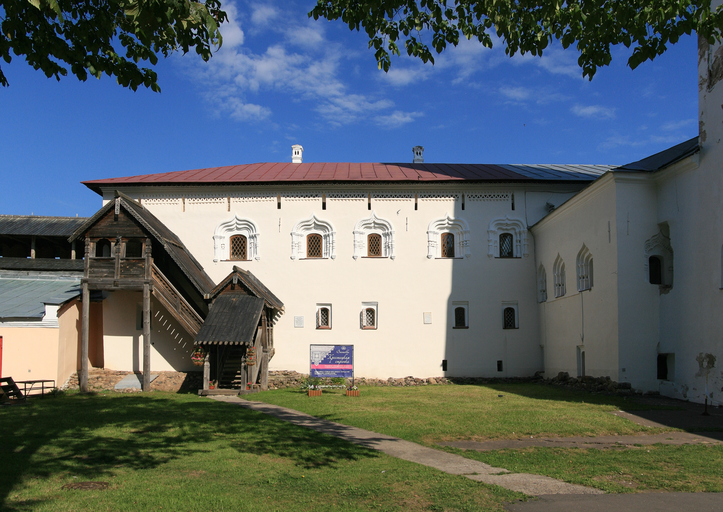 Лихудов корпус)